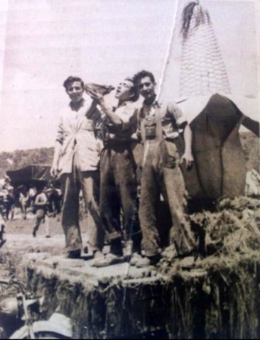 Romería  195x- Carroza